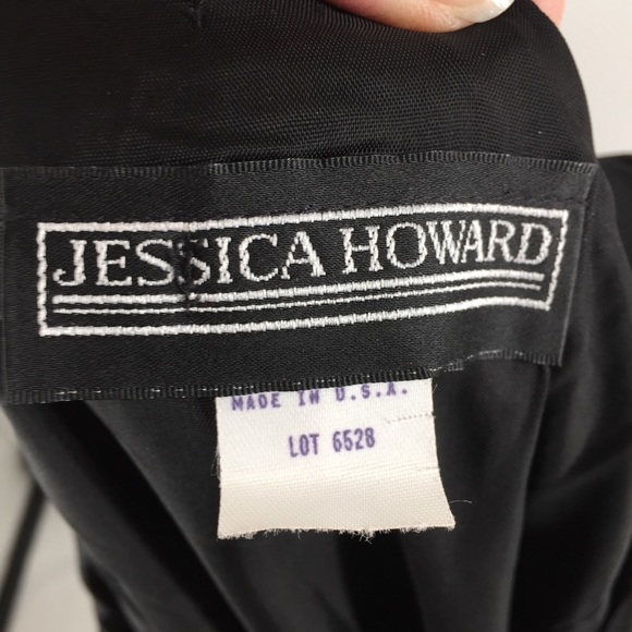 Jessica Howard Black Gown - Picture 9 of 10